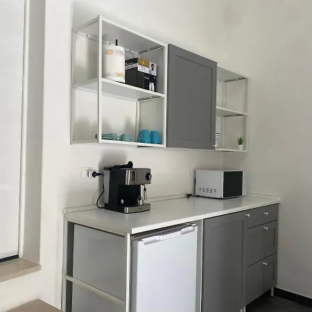 La Petite Maison Apartment *