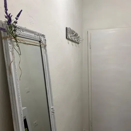 La Petite Maison * Usigliano