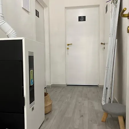 La Petite Maison